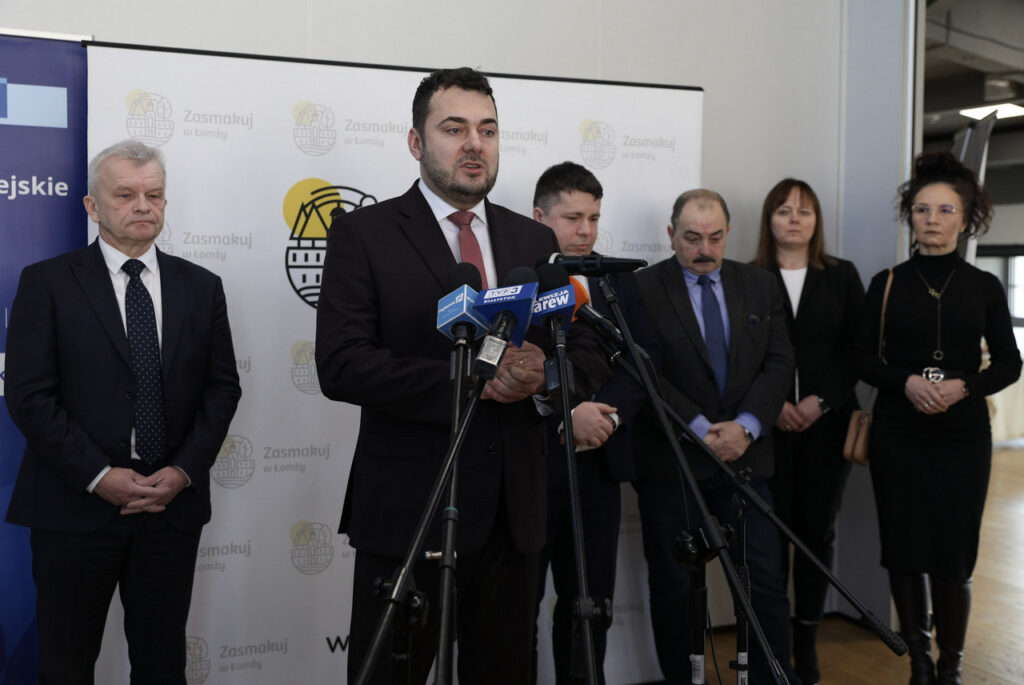 podpisanie umów finansowanych z EFS+