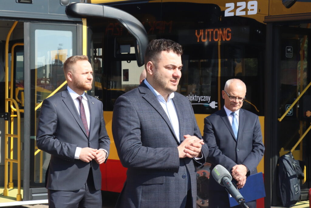 elektryki podpisanie umowy