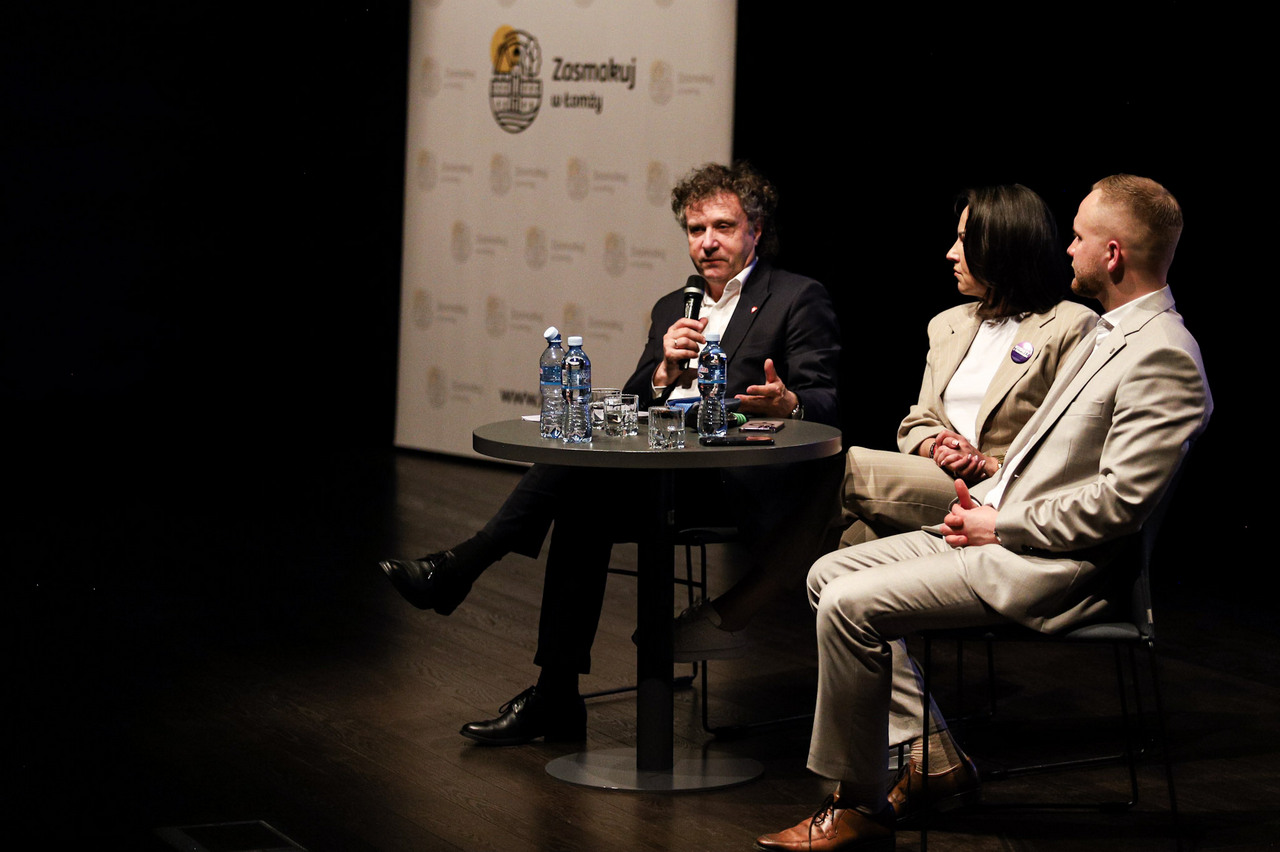 spotkanie w Łomży z wiceministrem Jackiem Karnowskim