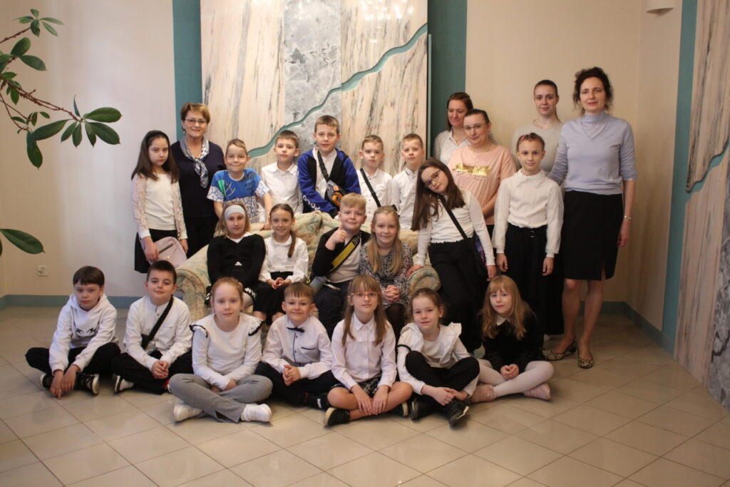 Dzieci uroczyście nadały imię jelonkowi