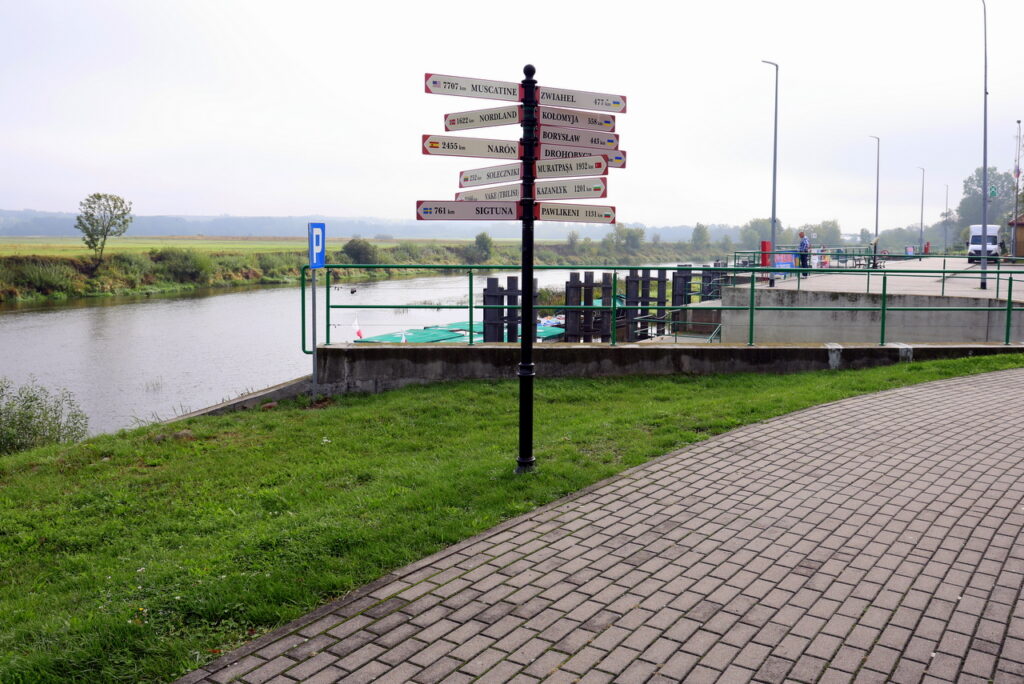 bulwary na rzeką Narew