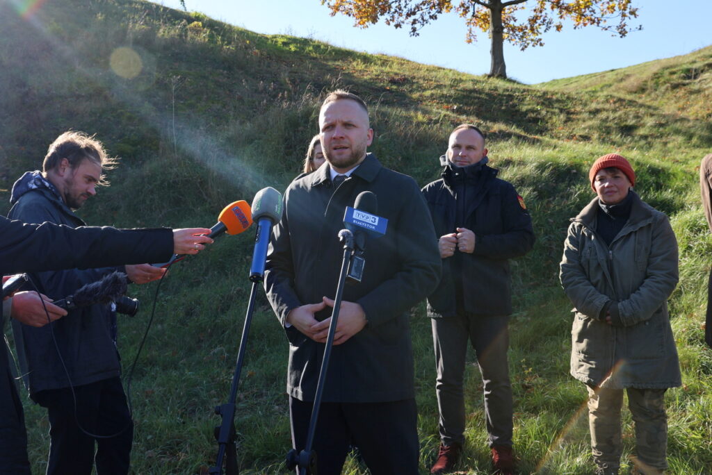 archeolodzy konferencja prasowa