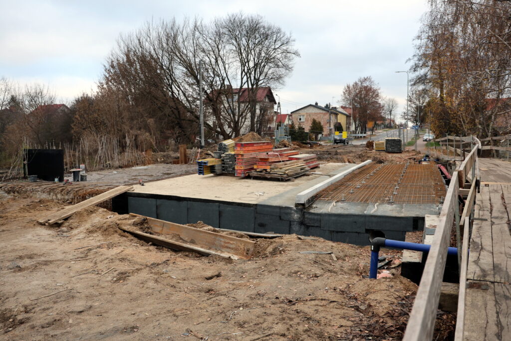 rozbudowa mostu na Łomżyczce