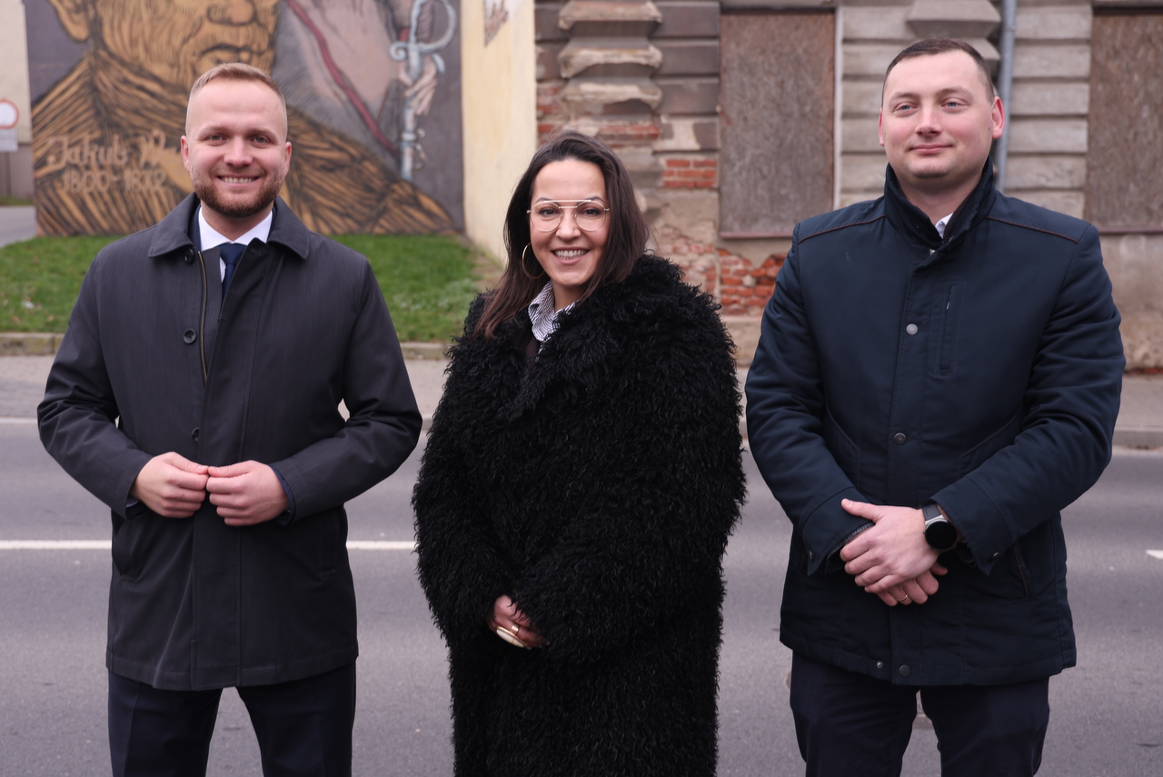 zastępca prezydenta Piotr Serdyński, posłanka na Sejm RP Alicja Łepkowska-Gołaś i członek zarządu spółki Hydratec z Białegostoku Marcin Pietkun